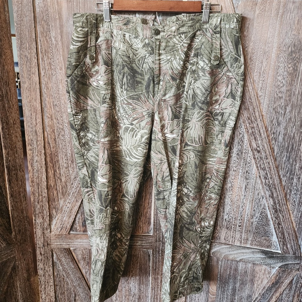 CJ Banks by‎ Christopher & Banks Pants Womens 14W Green Camo Linen Blend Crop